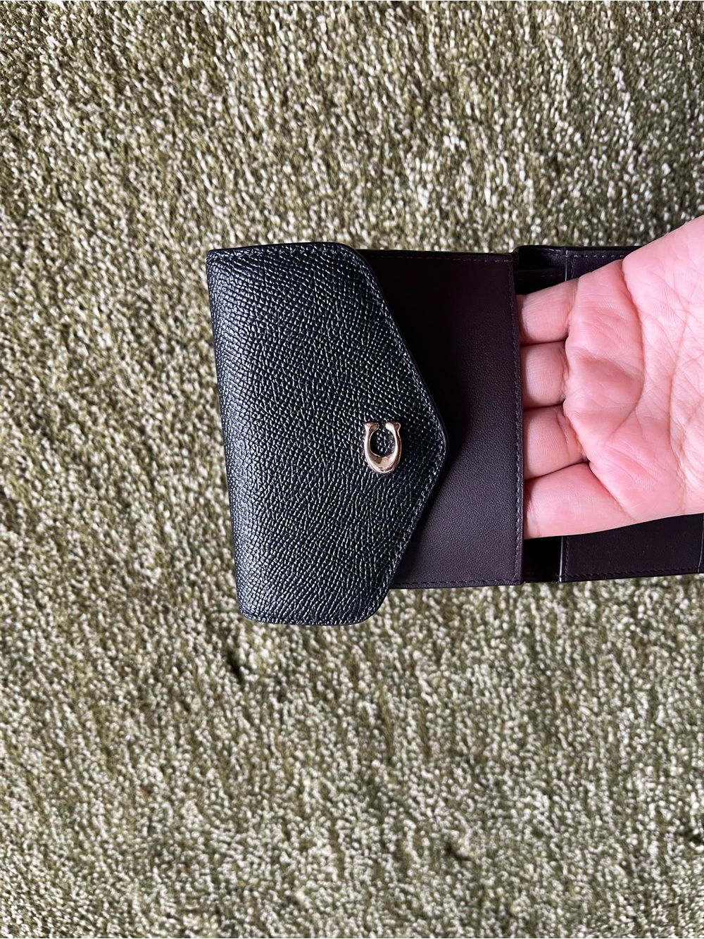 Coach Black Textured Leather Small Wallet with Gold 'C' Accent - Picture 5 of 10